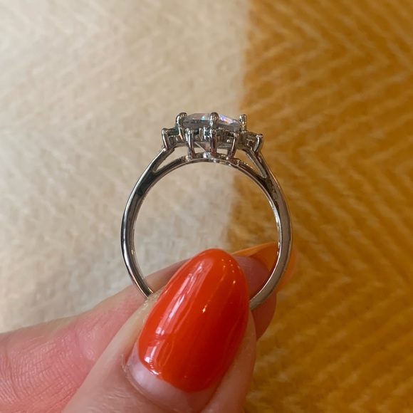 Vintage NVC Snowflake CZ Ring Size 10 - Picture 7 of 10